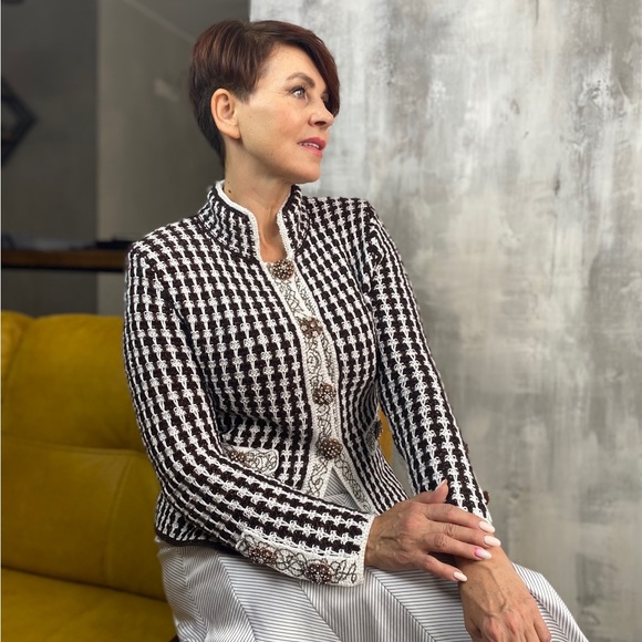 CHANEL style. Custom made knitted wool jacket Size M. - Picture 3 of 4